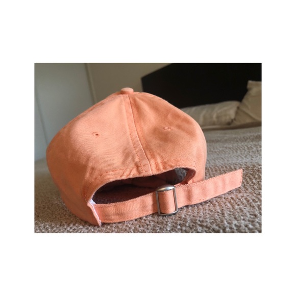 Pink Hat - Picture 3 of 4